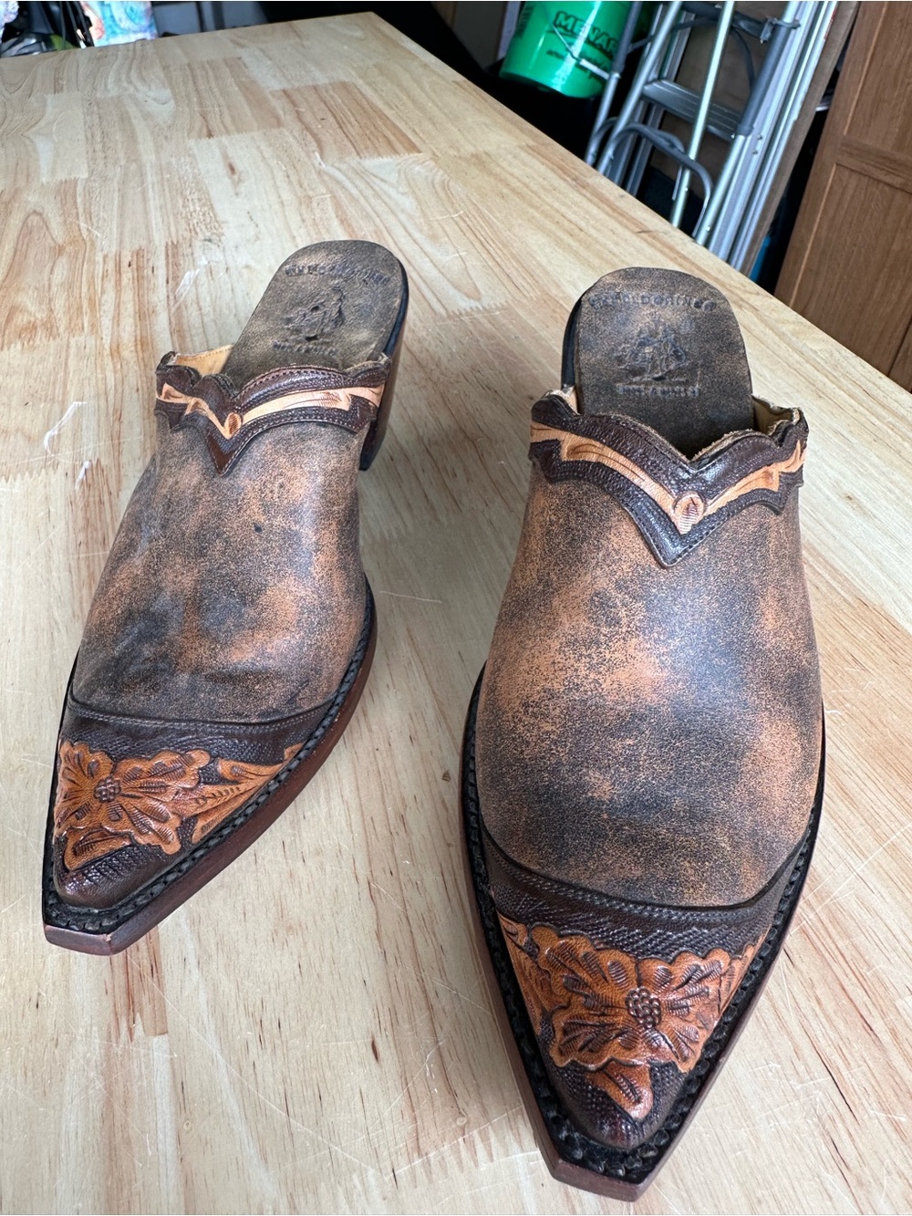 Old Gringo Distressed Brown & Tan Pointed Toe Leather Mules - Picture 1 of 5